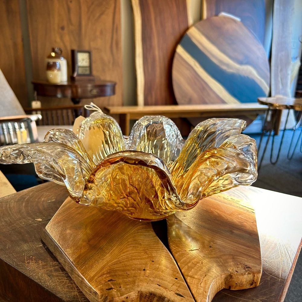 Sun-Kissed Amber Murano Glass Flower bowl - Handcrafted Italian Bloom.